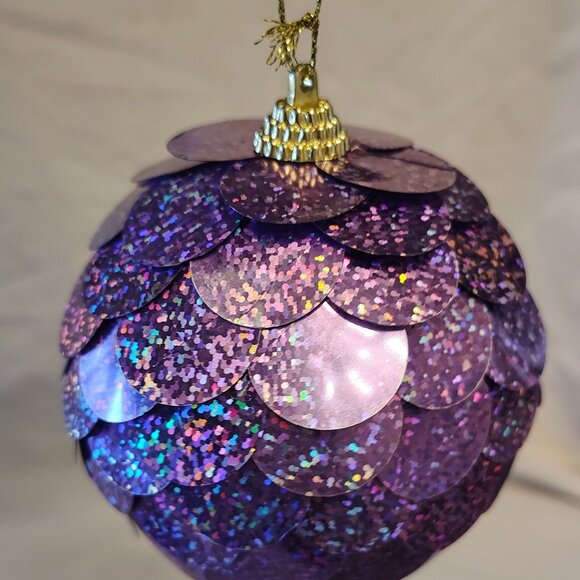 Lot of 12 Various Purple Christmas Ornaments - Picture 3 of 8